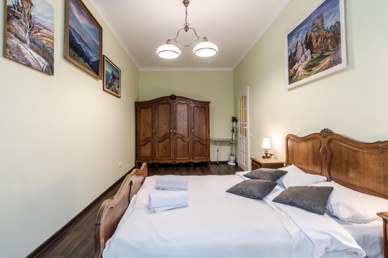 Modern Chaikovskogo Apartment Lviv Eksteriør billede