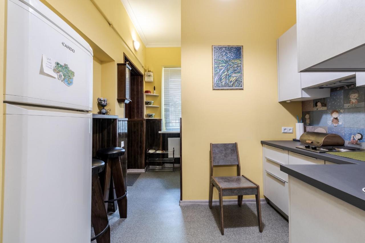Modern Chaikovskogo Apartment Lviv Eksteriør billede